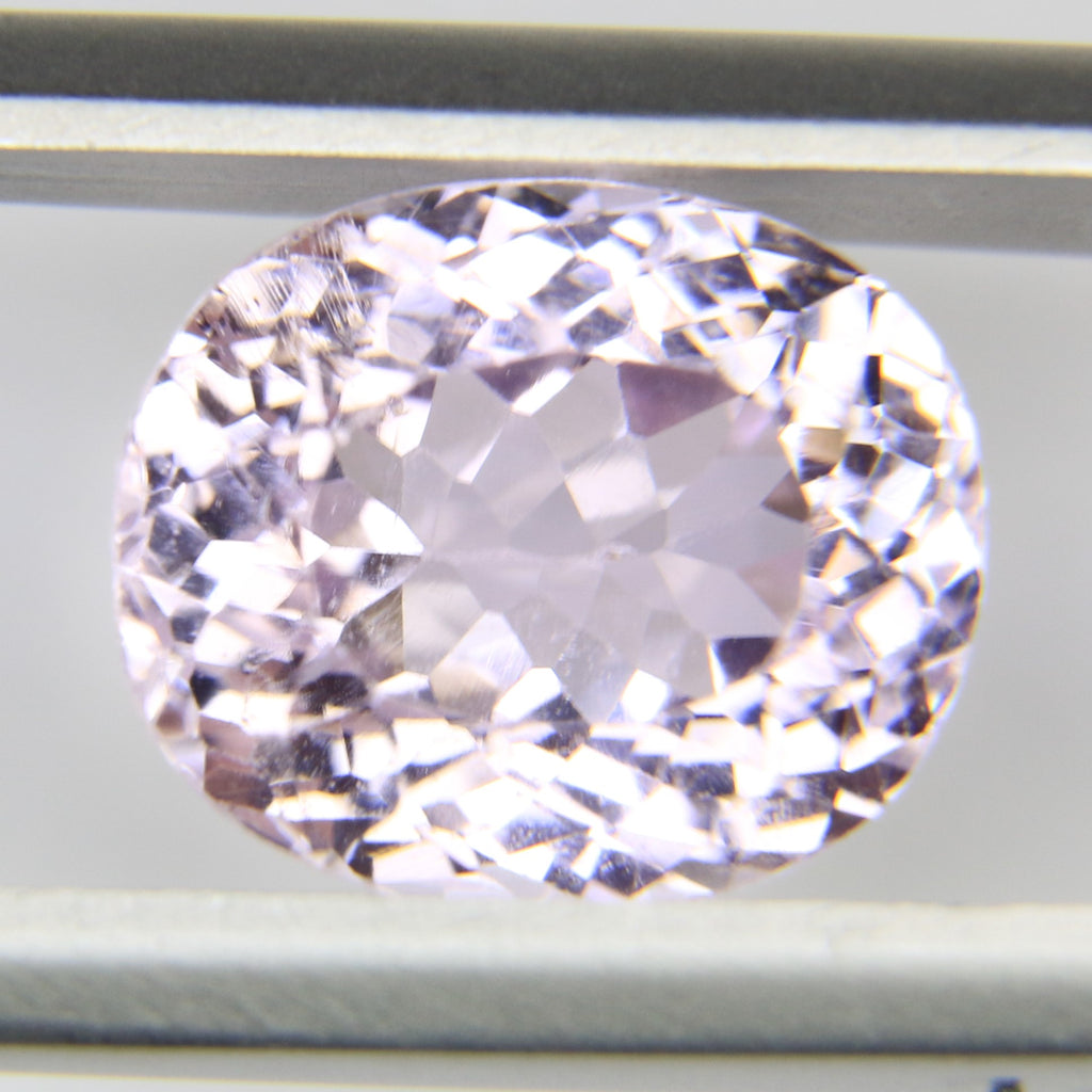 4.8ct Kunzite - alternate view 3