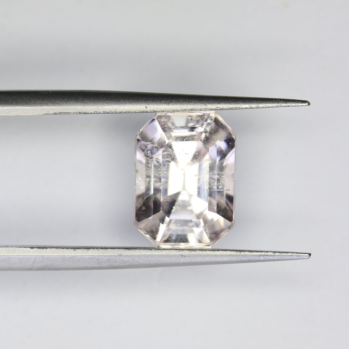 4.9ct Kunzite
