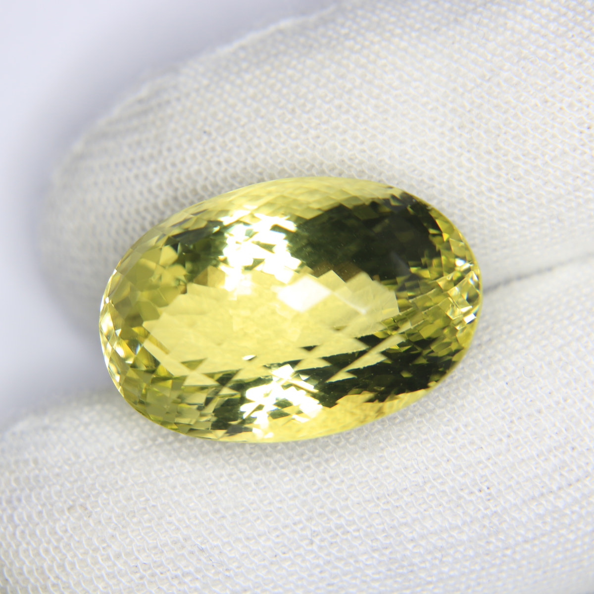 41.2ct Quartz Lemon