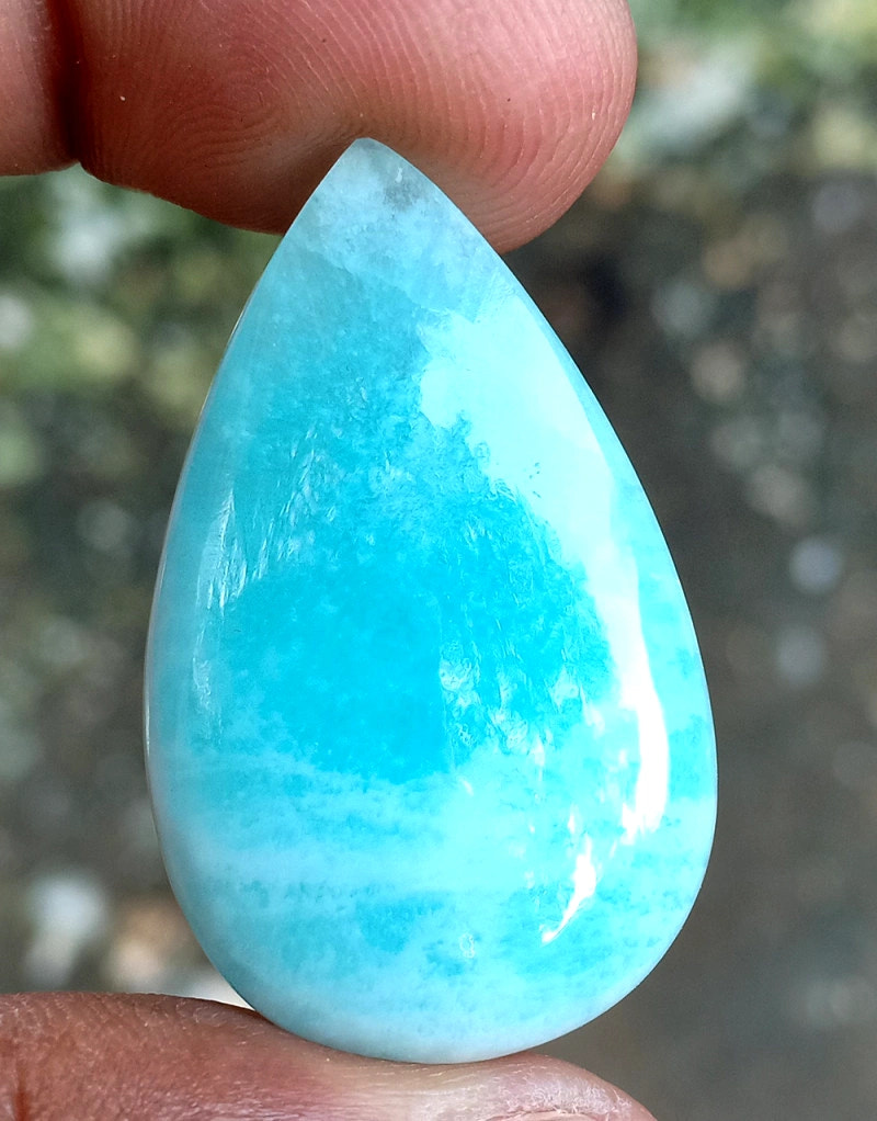 42.85ct Caribbean Calcite