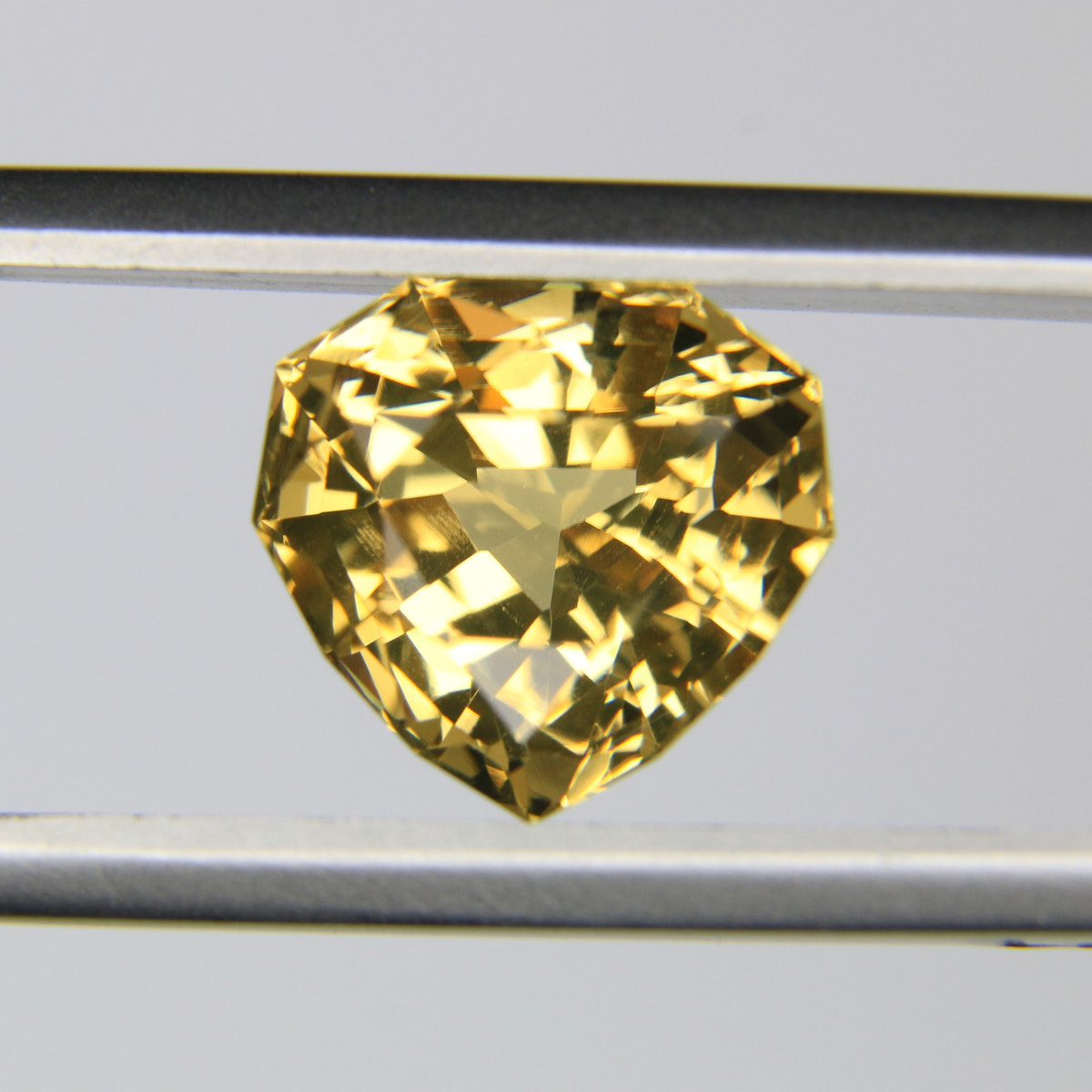 4ct Citrine - alternate view 2
