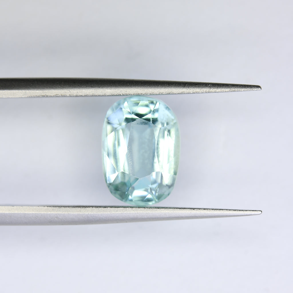 4ct Kunzite Green (Hiddenite) - alternate view 2