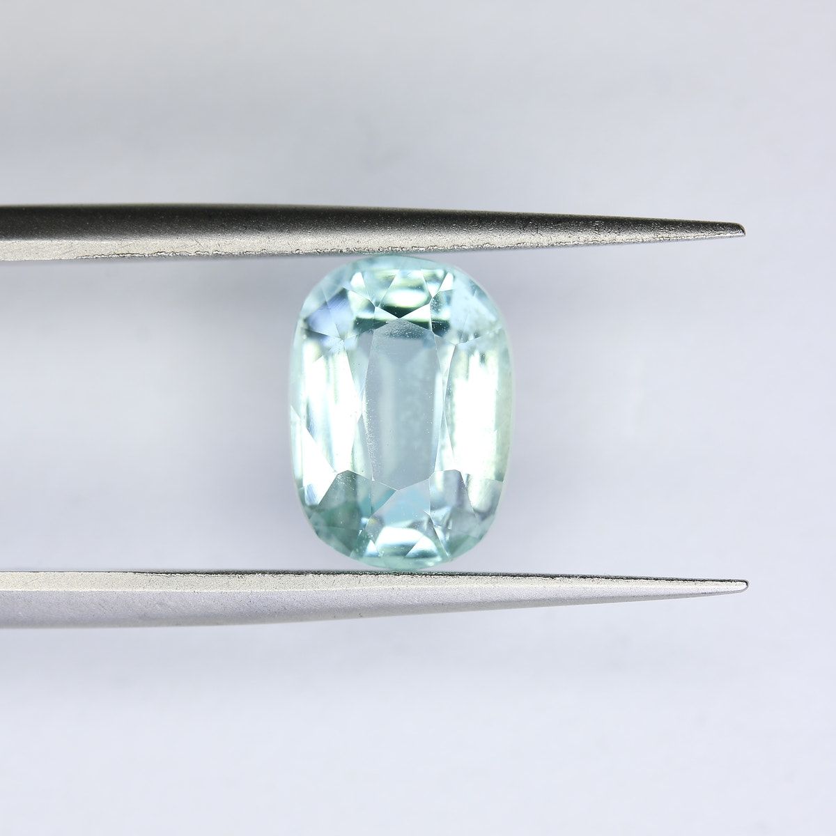 4ct Kunzite Green (Hiddenite)