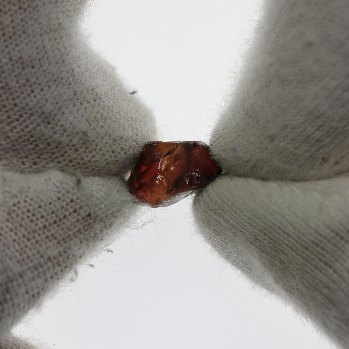 5.53ct Red Zircon Facet Rough