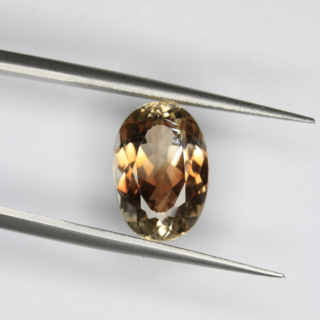 5.70ct Topaz Madeira - alternate view 2