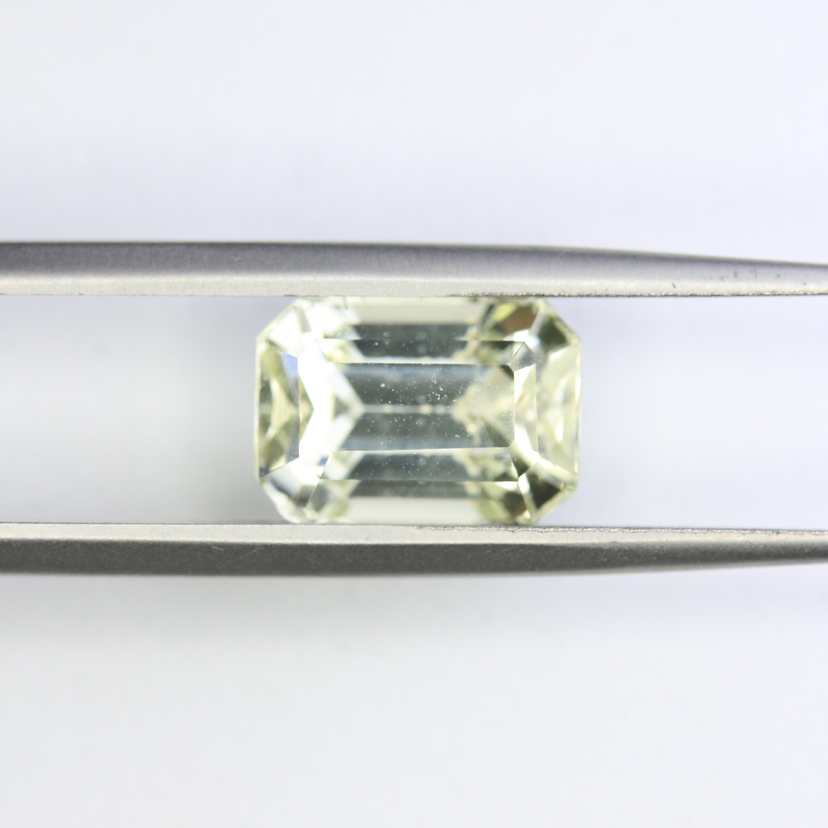 6.37ct Kunzite Green (Hiddenite)