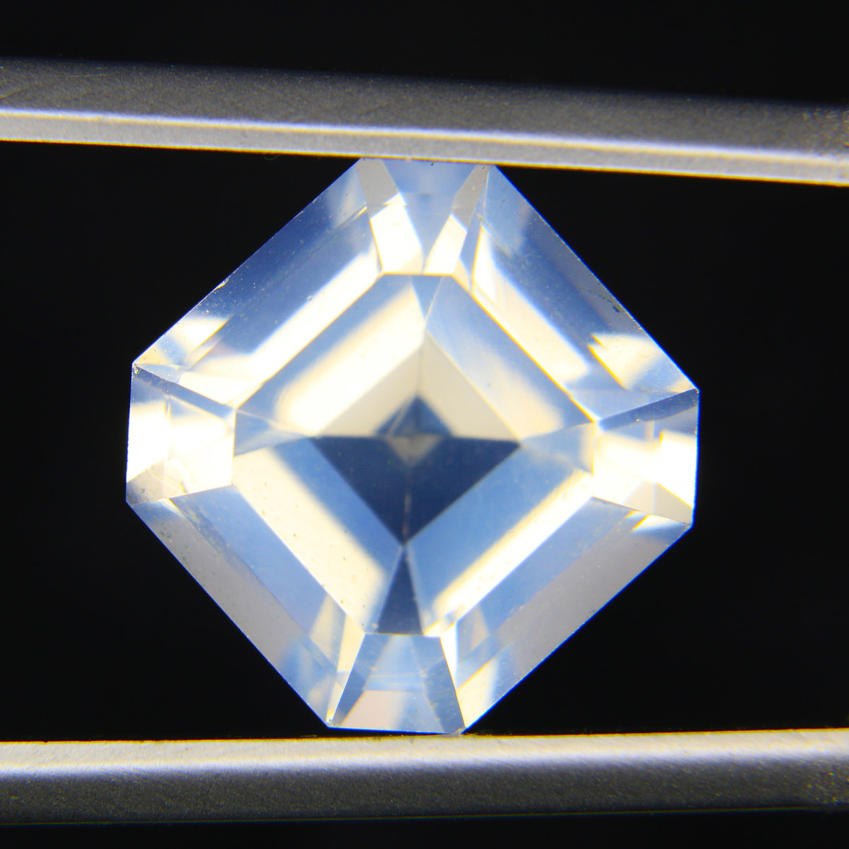 6.57ct Moonstone Feldspar - alternate view 3