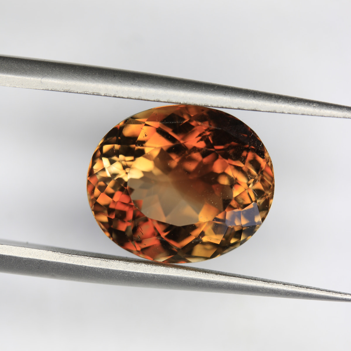 7.20ct Topaz Madeira - alternate view 2