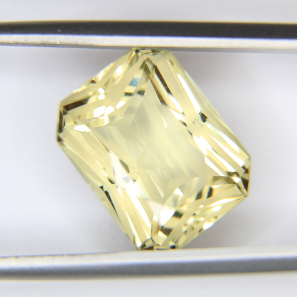 7.36ct Quartz Lemon - alternate view 2