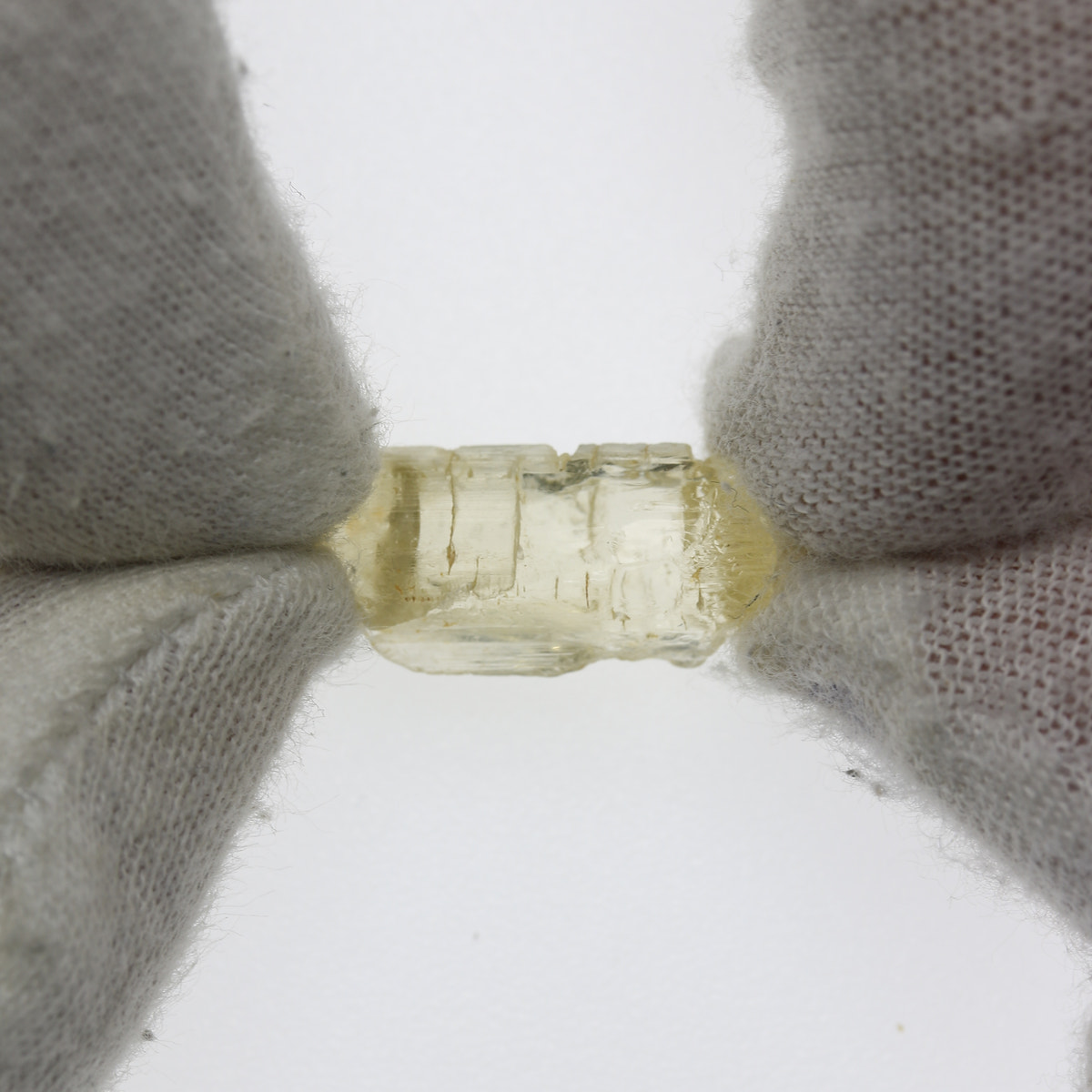 7.5ct Scapolite Facet Rough - alternate view 2