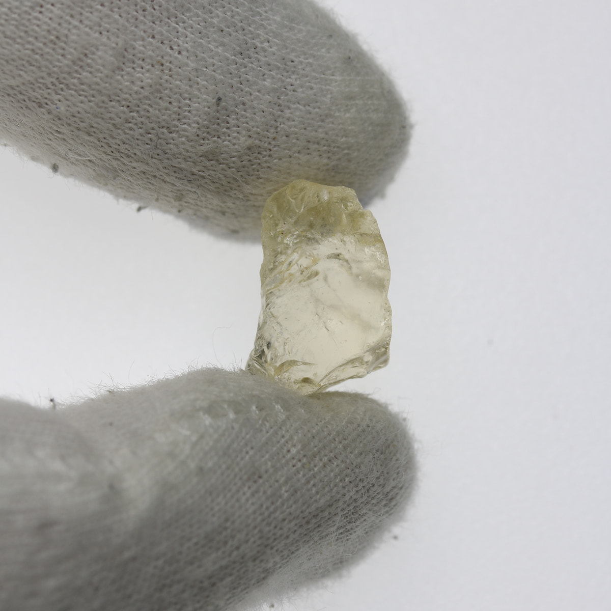 7.66ct Scapolite Facet Rough - alternate view 3