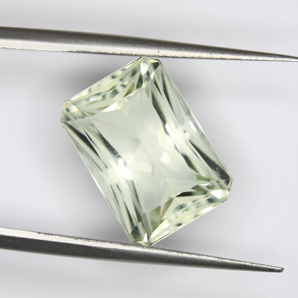 8.67ct Prasiolite