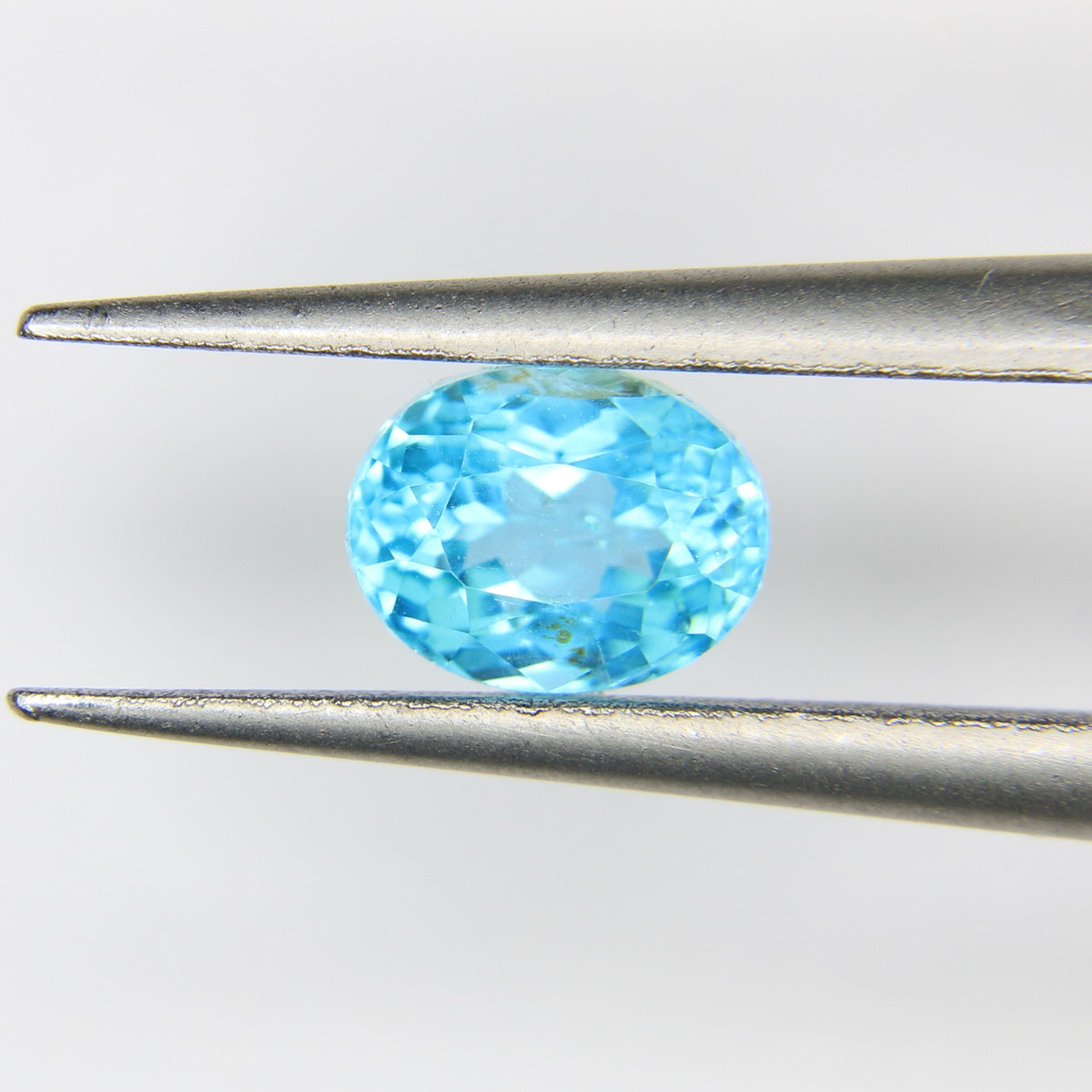 0.81ct Apatite