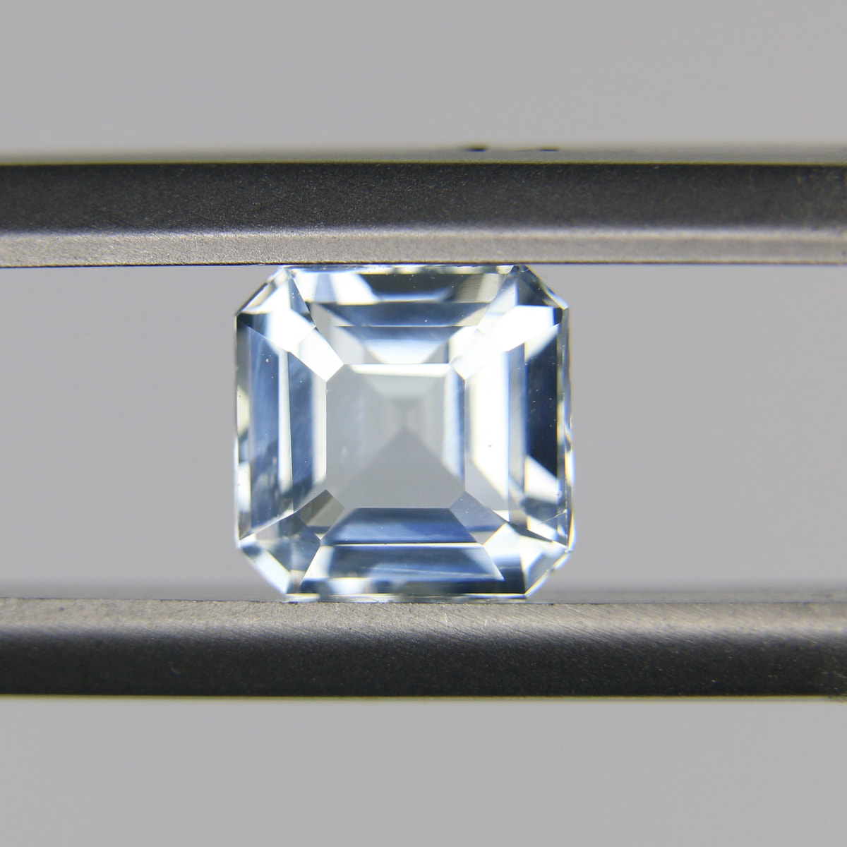 1.12ct Aquamarine