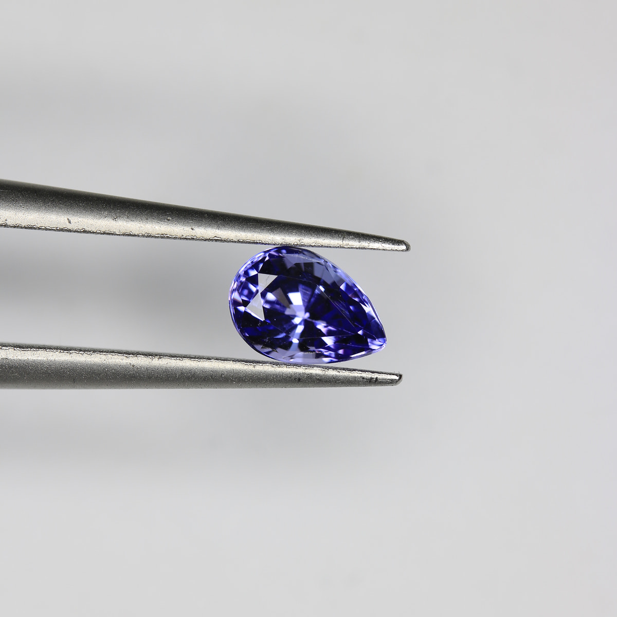 Tanzanite gemstone - Tan 0010 cer - Photo 01 [RTG-TAN-0010-CER-0011-REPLACEMENT-V1 7DA68FCA6FBBE244]