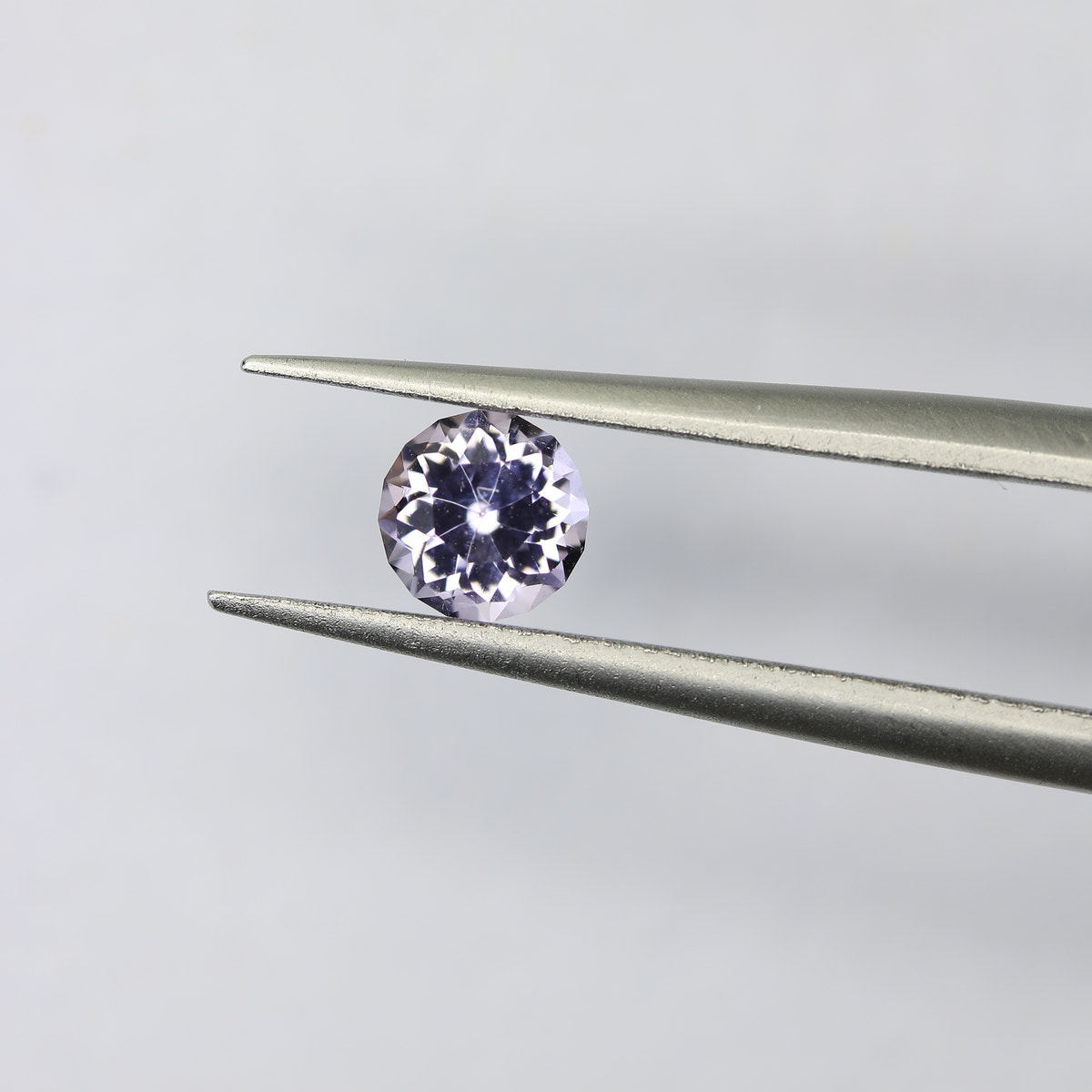 0.5ct faceted Amethyst gemstone