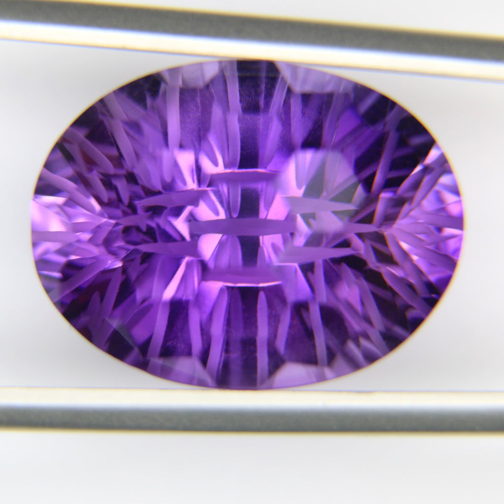 17.8ct faceted Amethyst gemstone - alternate view 2