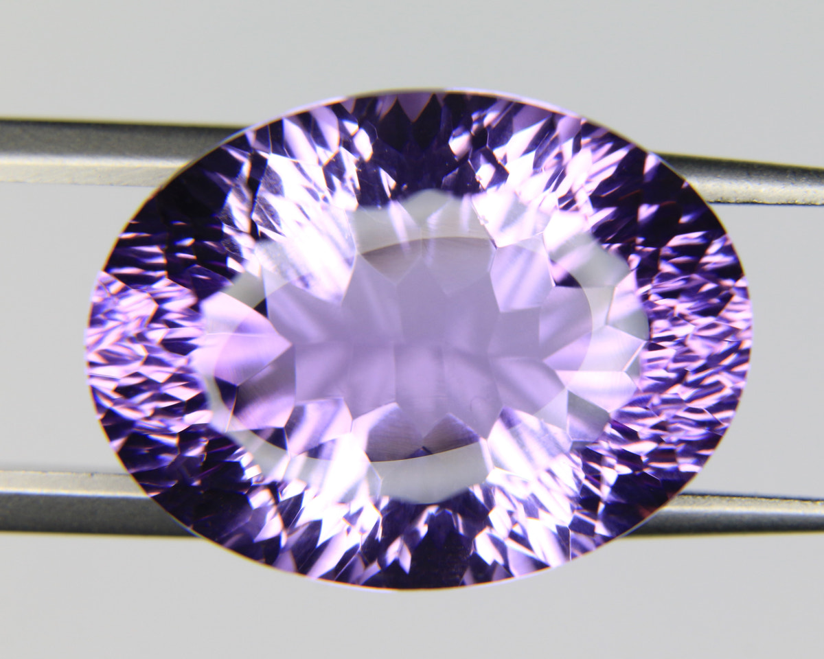 19.53ct faceted Amethyst gemstone - alternate view 2