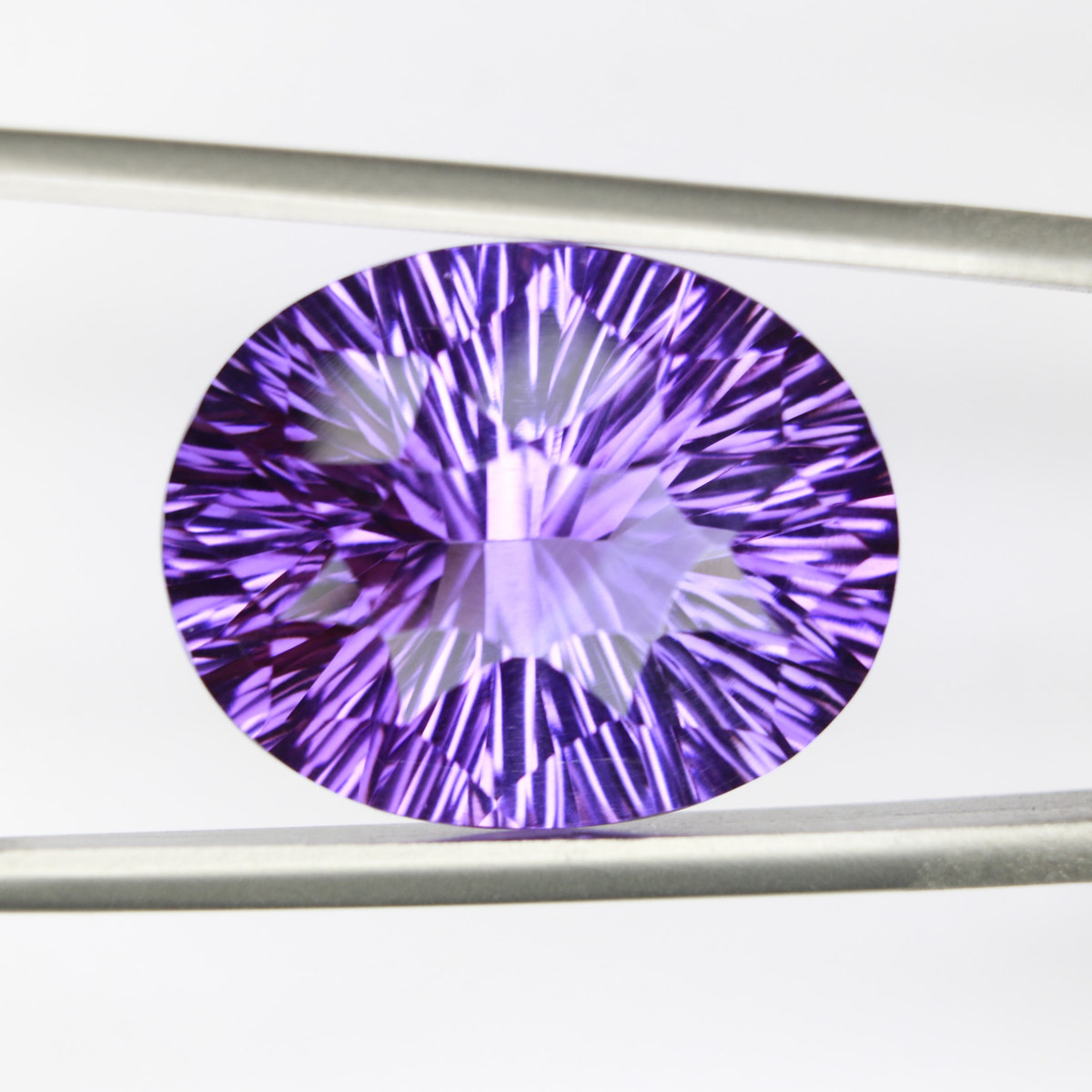 19.91ct faceted Amethyst gemstone - alternate view 2