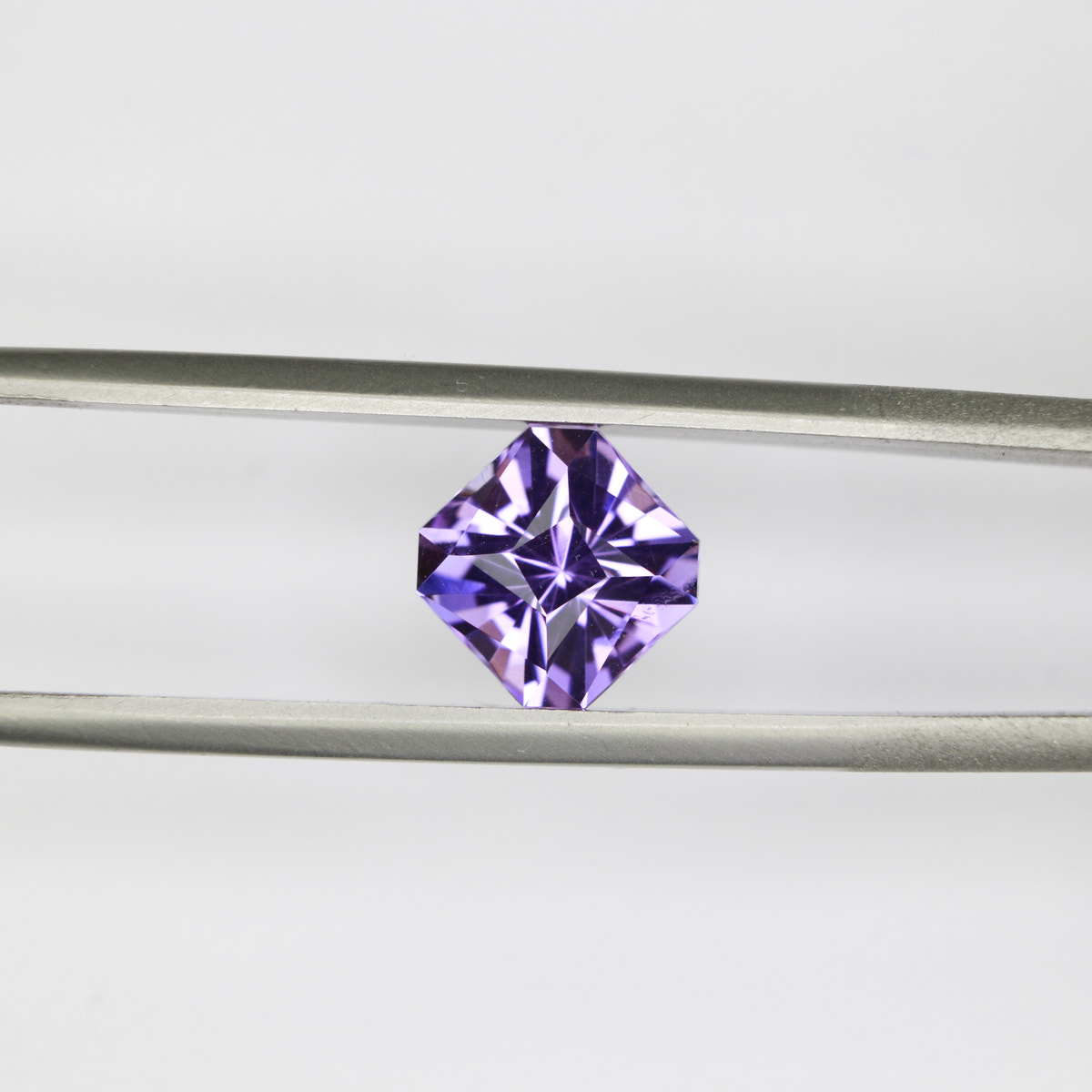 2.39ct faceted Amethyst gemstone - alternate view 2