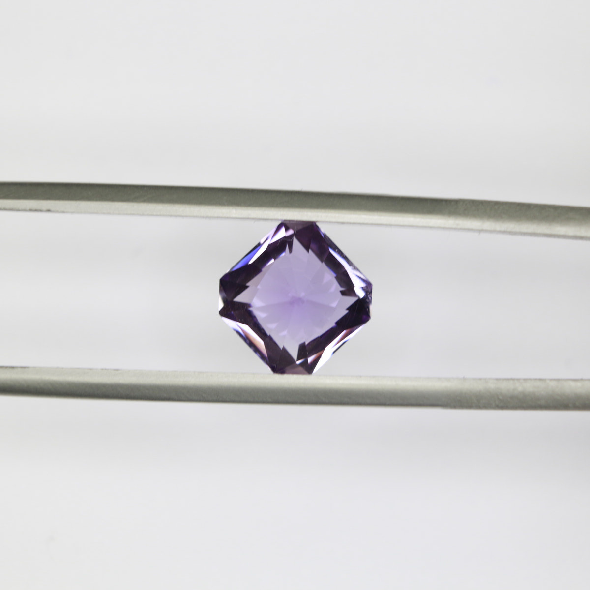 2.39ct faceted Amethyst gemstone - alternate view 4