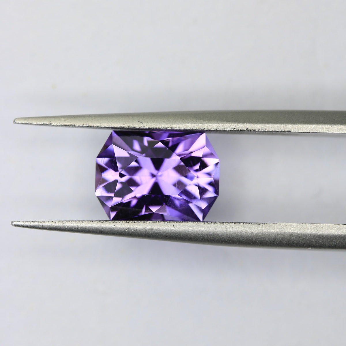 2.45ct faceted Amethyst gemstone