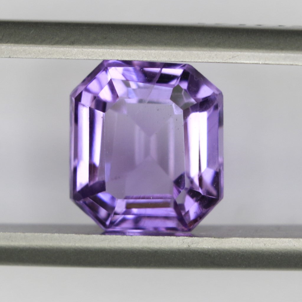 2.67ct faceted Amethyst gemstone - alternate view 2