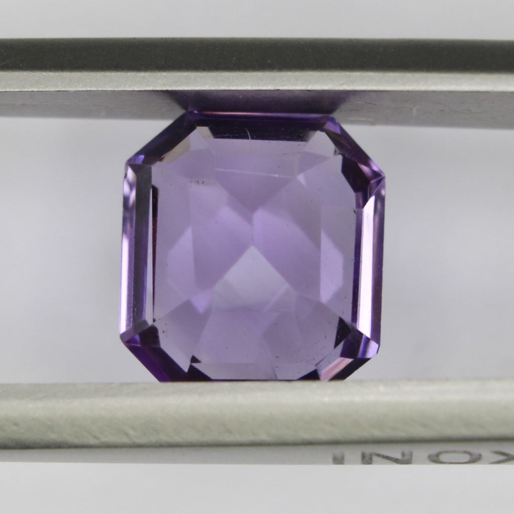 2.67ct faceted Amethyst gemstone - alternate view 4