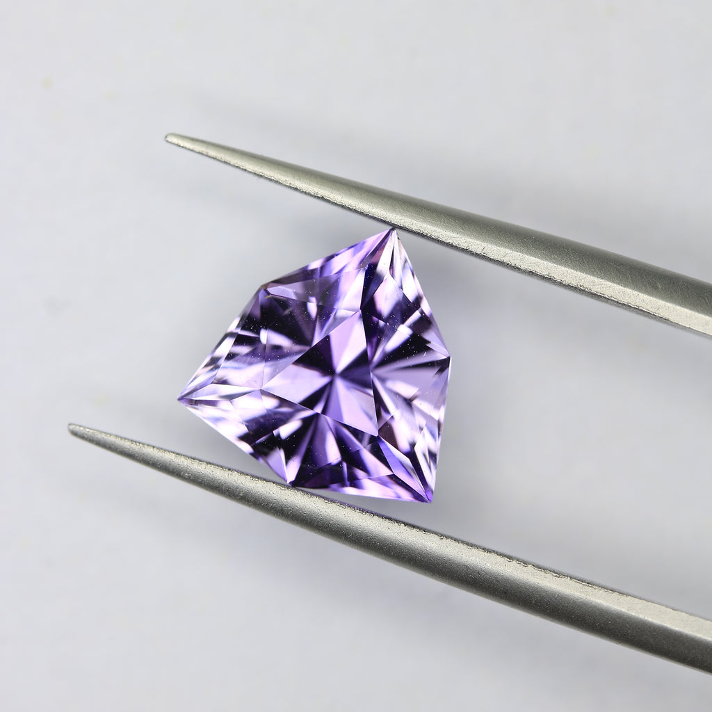 2.75ct faceted Amethyst gemstone - alternate view 2