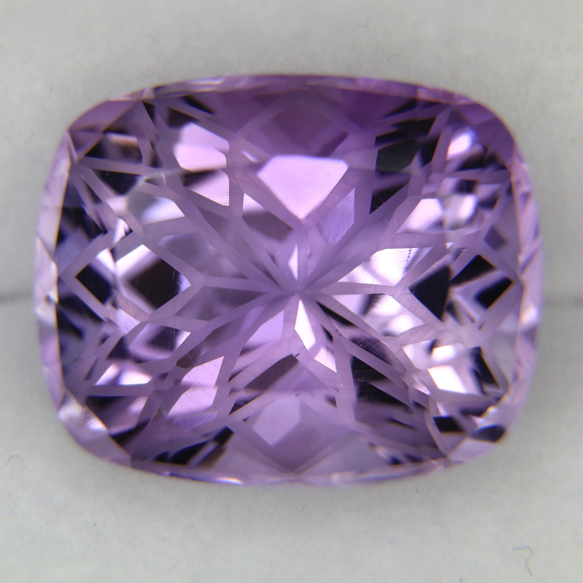 25.86ct faceted Amethyst gemstone - alternate view 2