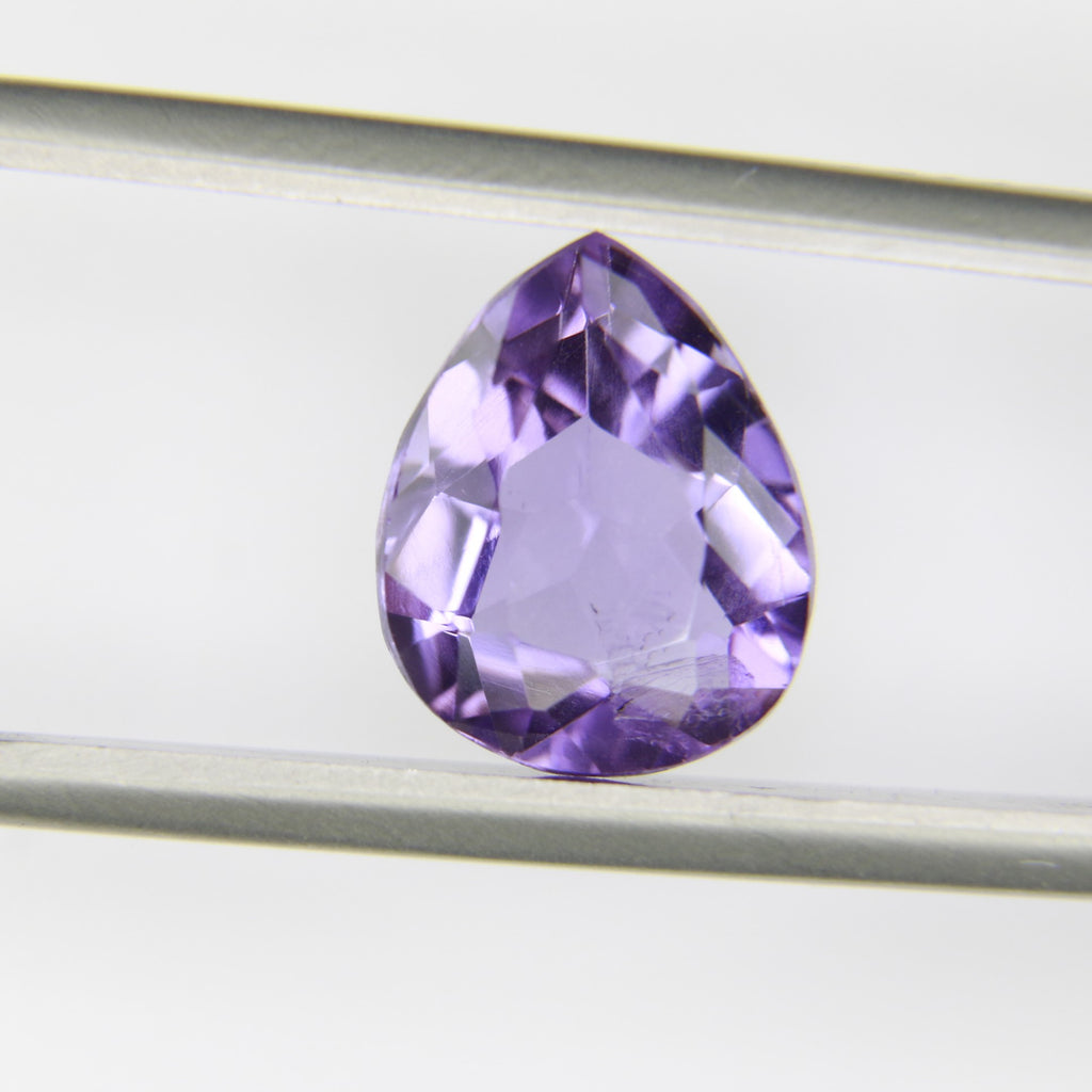 3.65ct faceted Amethyst gemstone - alternate view 2