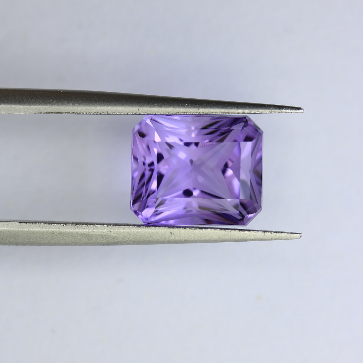 3.85ct faceted Amethyst gemstone