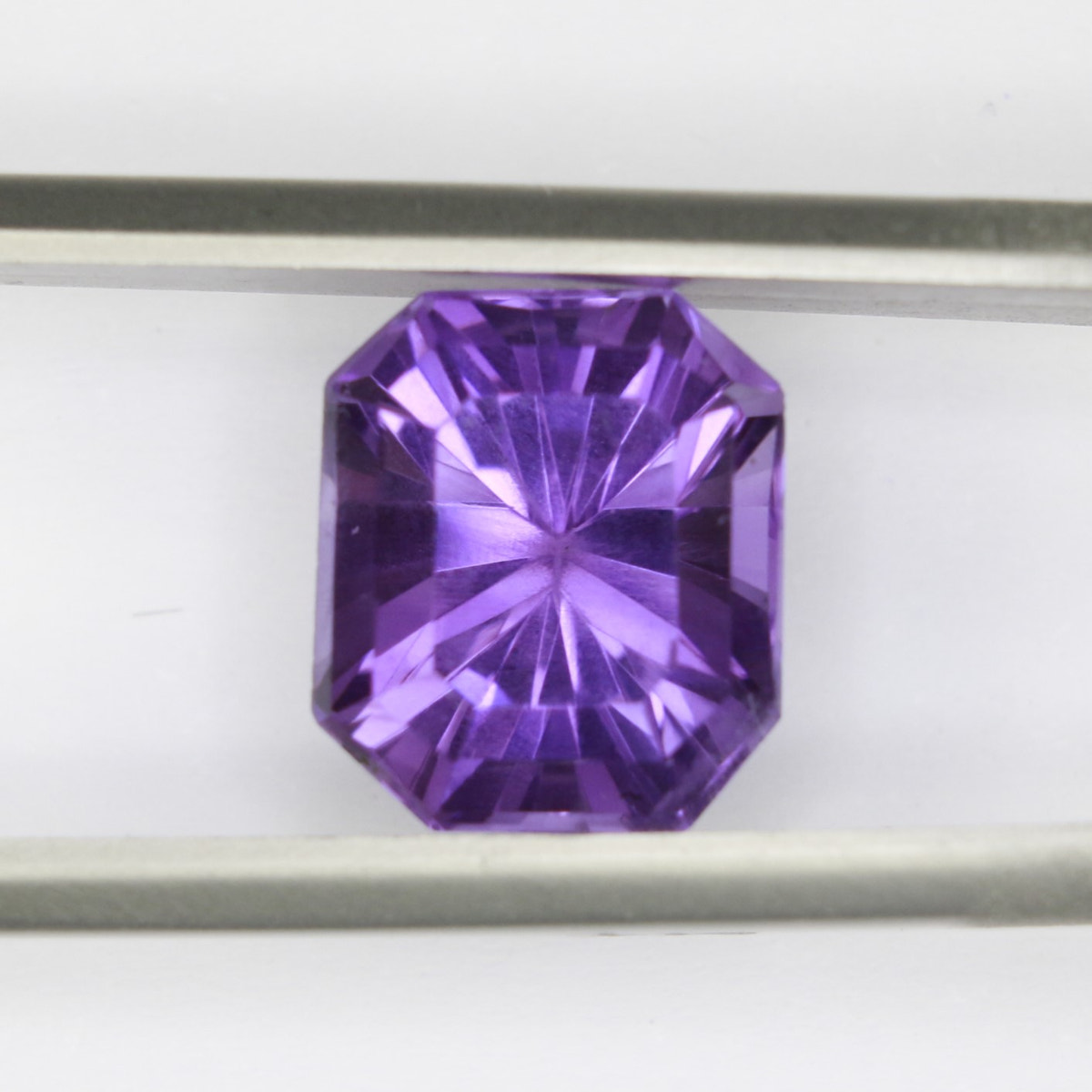 3.89ct faceted Amethyst gemstone