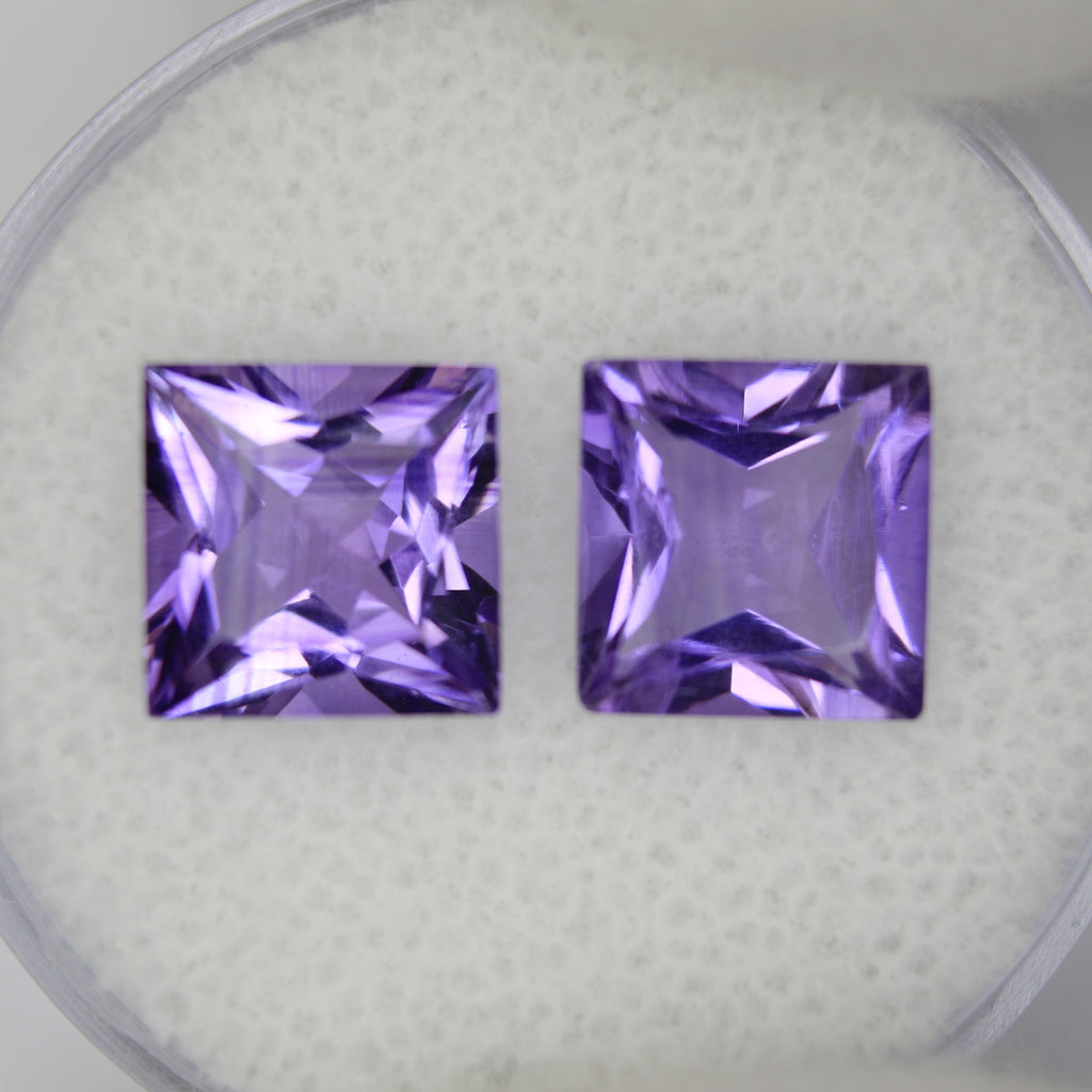 4.33ct faceted Amethyst gemstone - alternate view 2