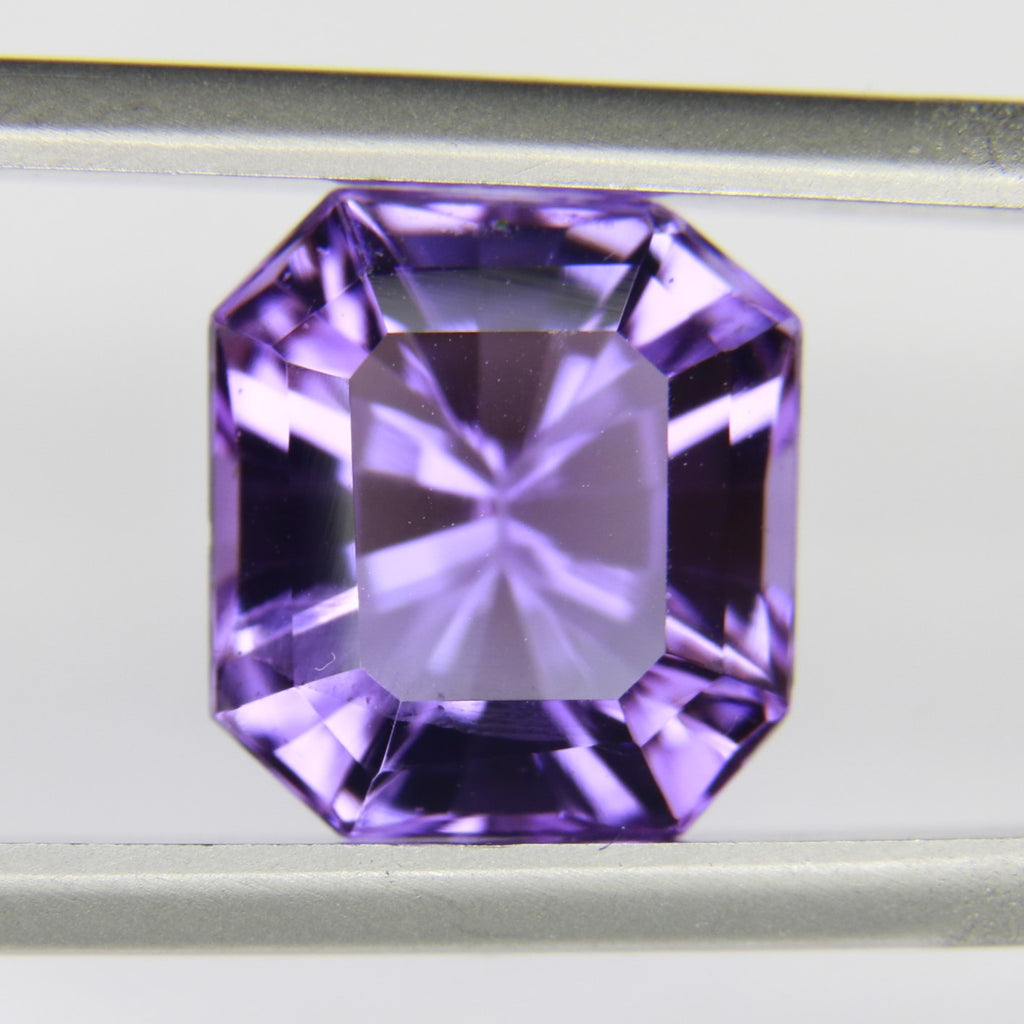 4.64ct faceted Amethyst gemstone - alternate view 2