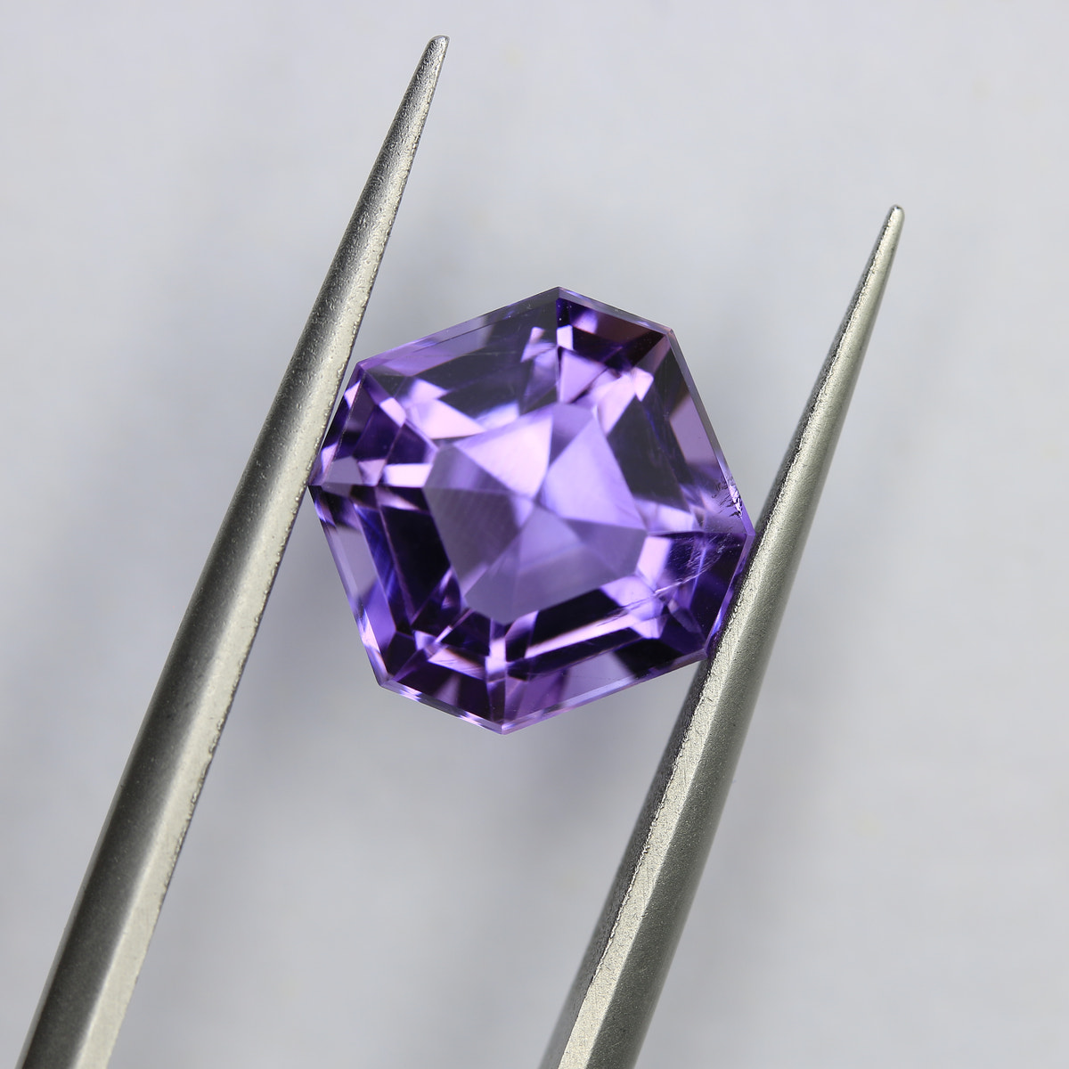 4.96ct faceted Amethyst gemstone
