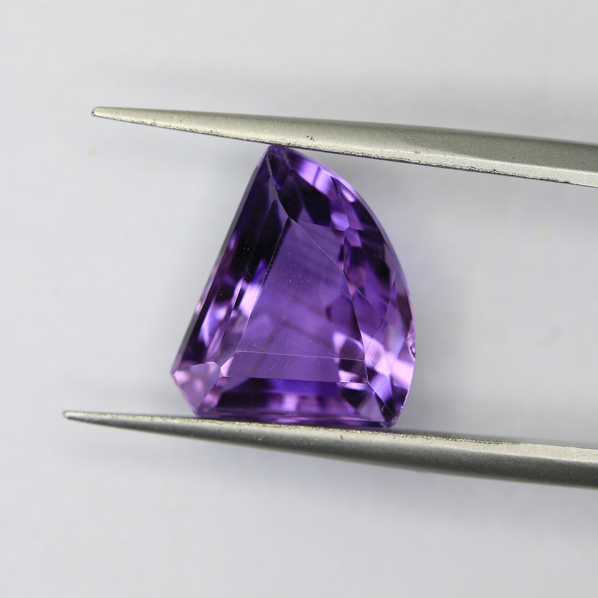 5.05ct faceted Amethyst gemstone