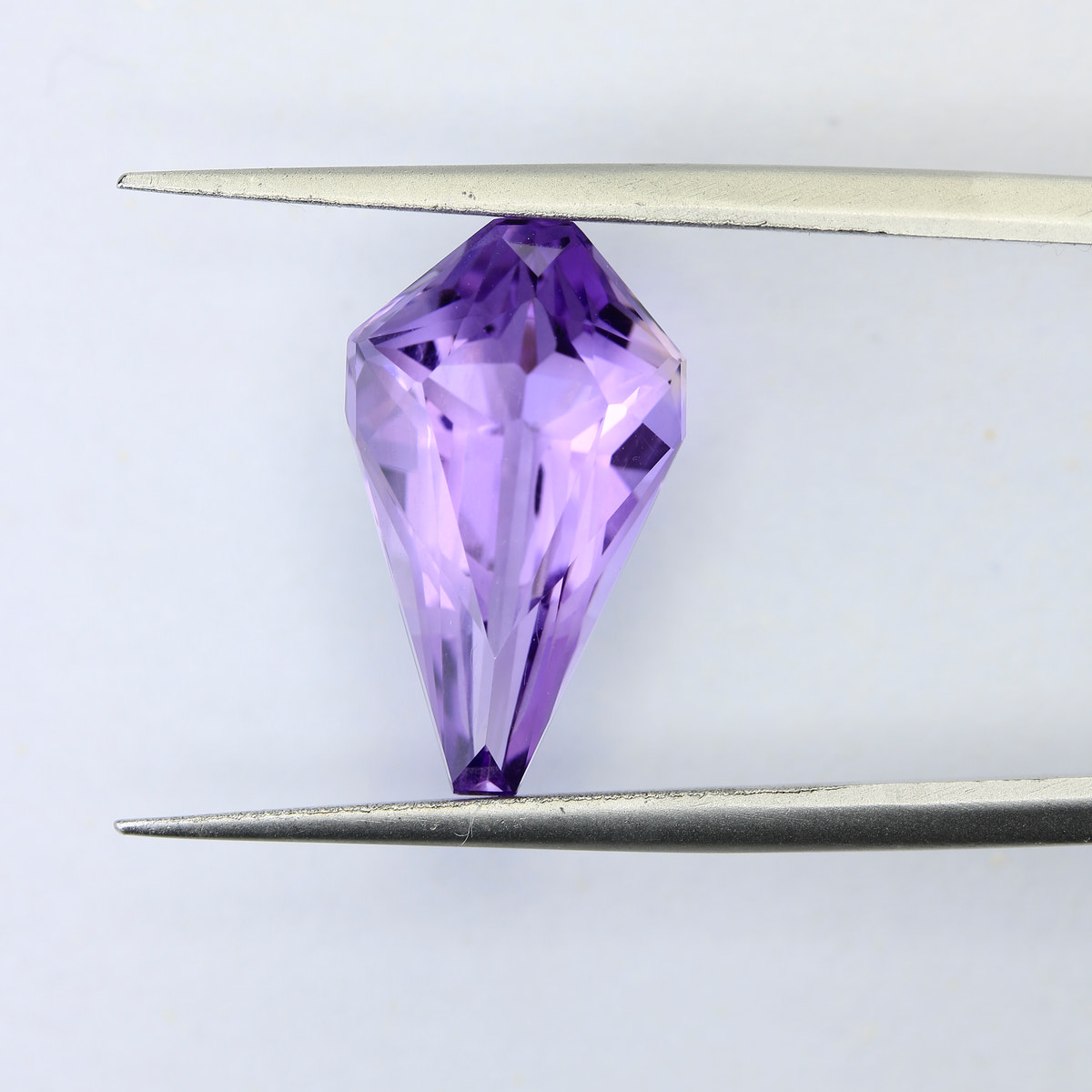 5ct faceted Amethyst gemstone