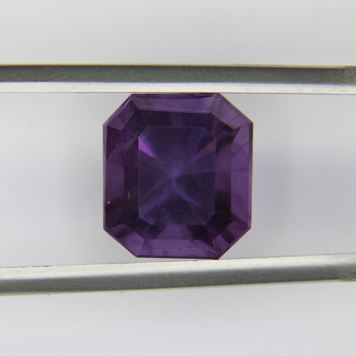 6.24ct faceted Amethyst gemstone - alternate view 2