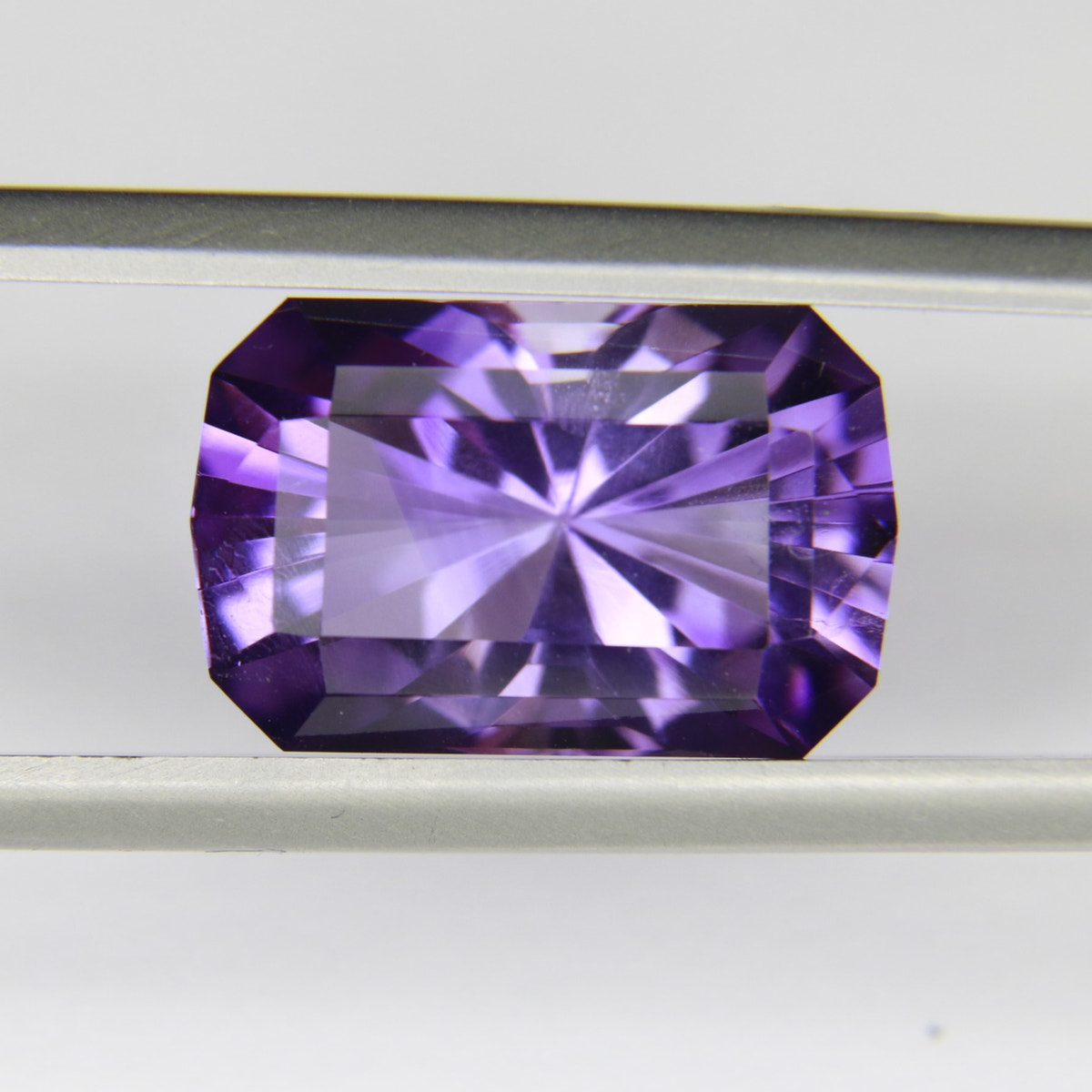 6.62ct faceted Amethyst gemstone