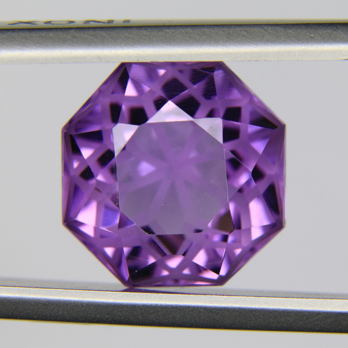 6.87ct faceted Amethyst gemstone - alternate view 2