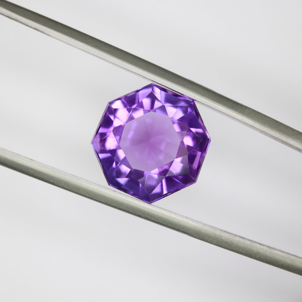 7.43ct faceted Amethyst gemstone