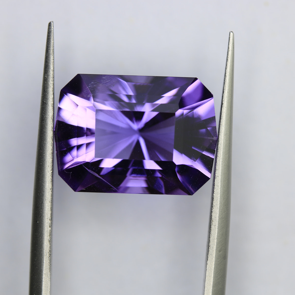 8.06ct faceted Amethyst gemstone