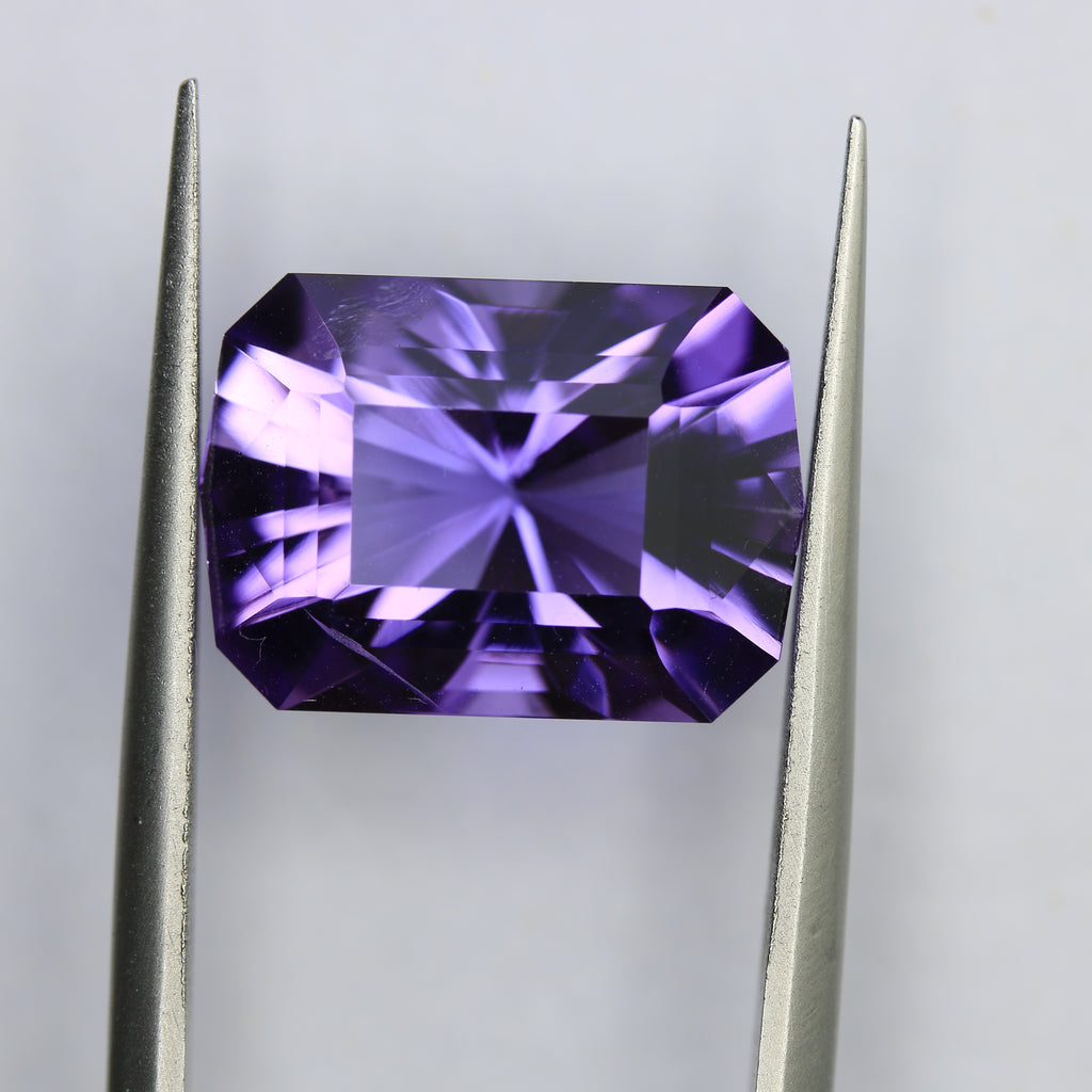 8.06ct faceted Amethyst gemstone