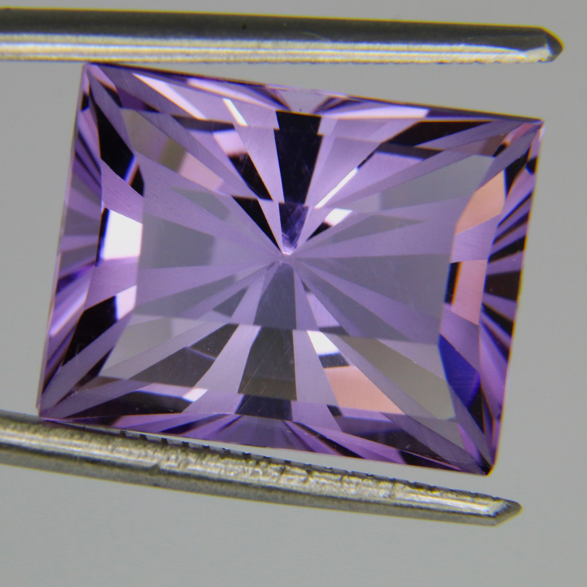 8.19ct faceted Amethyst gemstone - alternate view 2