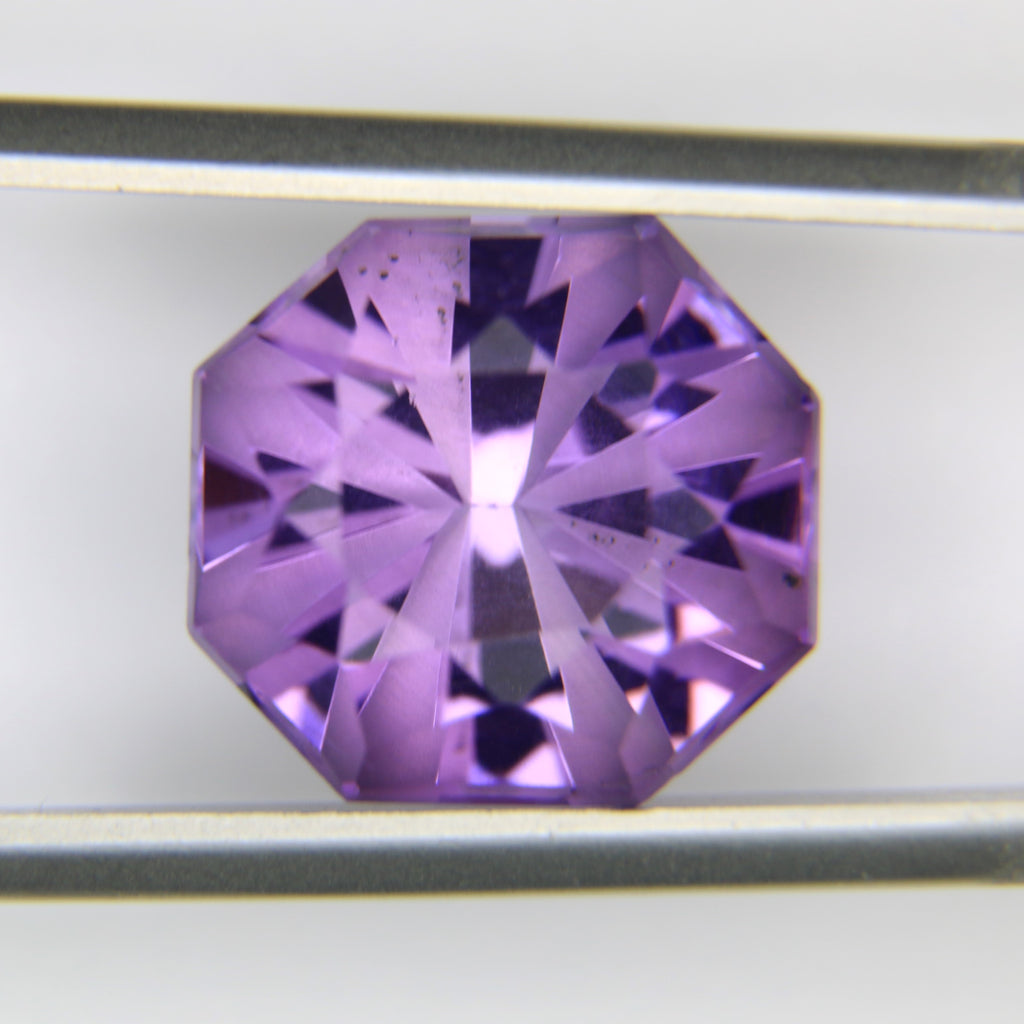 8.94ct faceted Amethyst gemstone - alternate view 3
