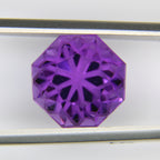 8ct faceted Amethyst gemstone - alternate view 2