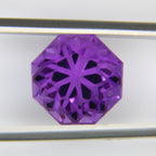 8ct faceted Amethyst gemstone - alternate view 3