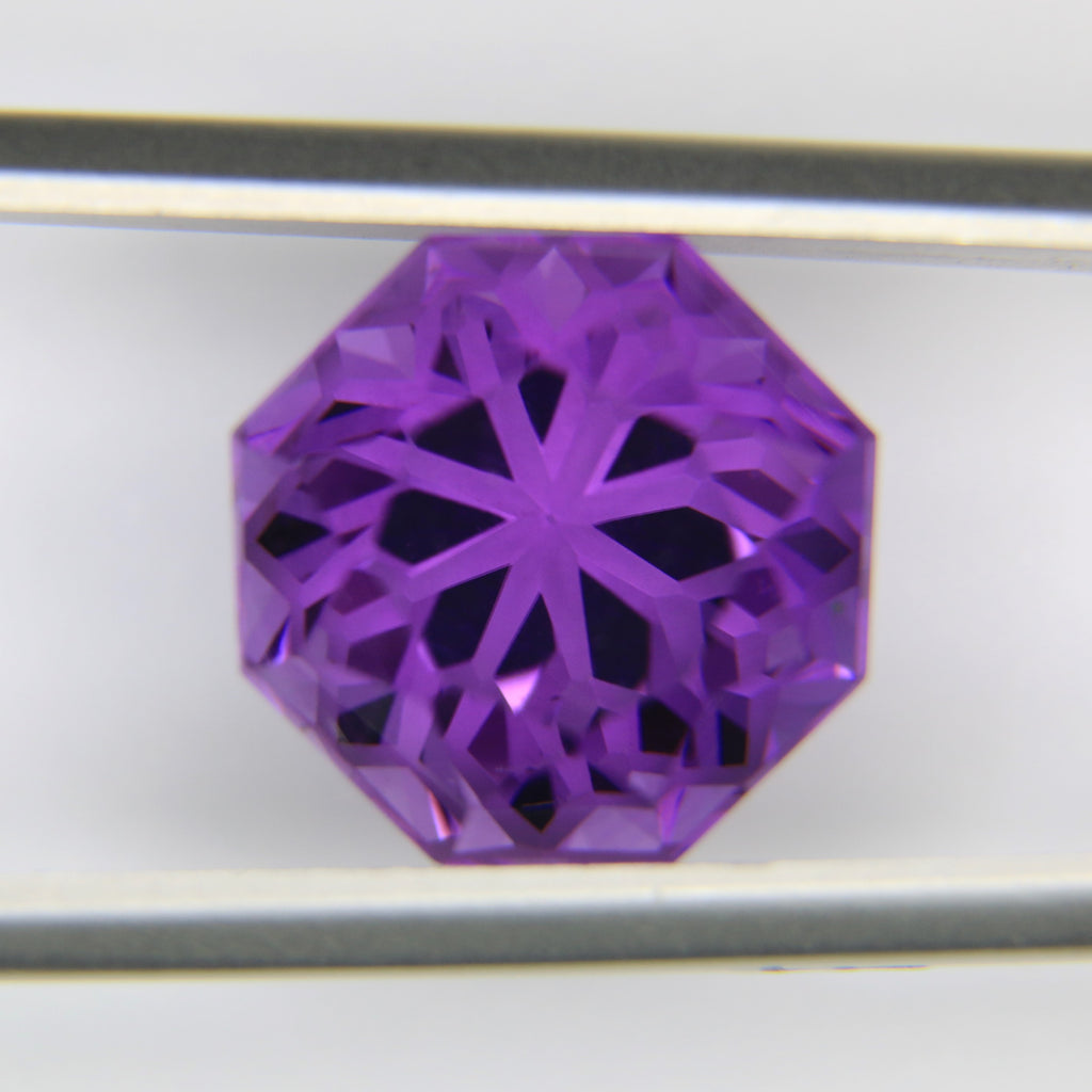 8ct faceted Amethyst gemstone