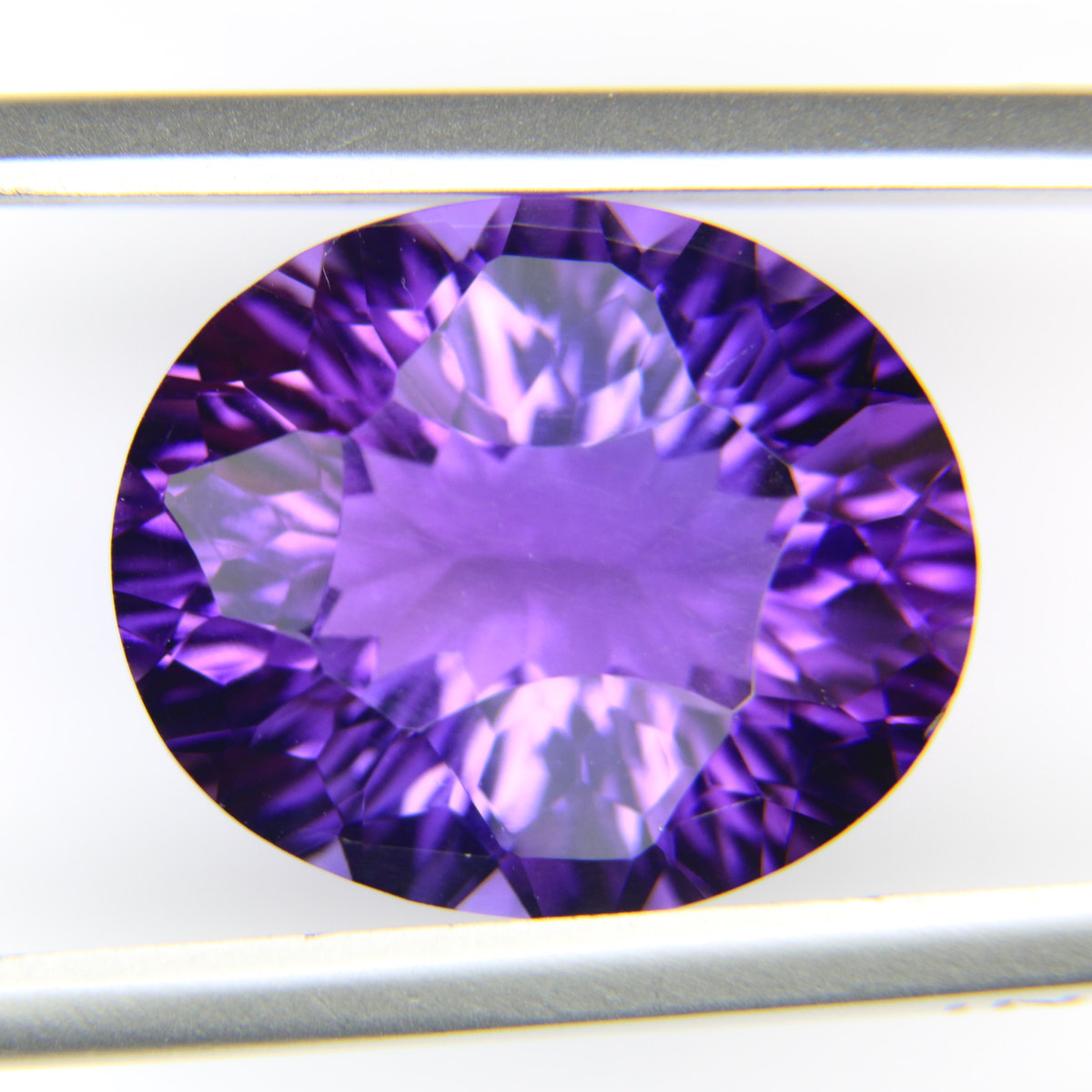 9.71ct faceted Amethyst gemstone - alternate view 2